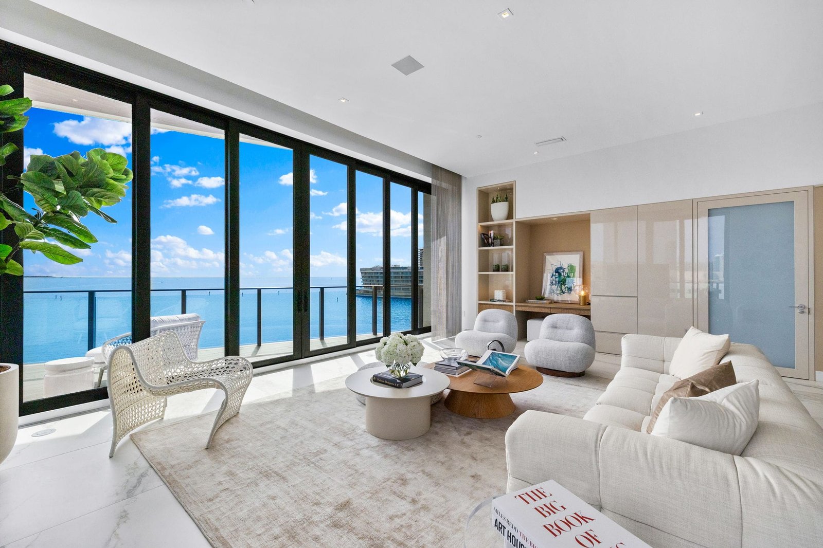 Luxury property video and 3D tours